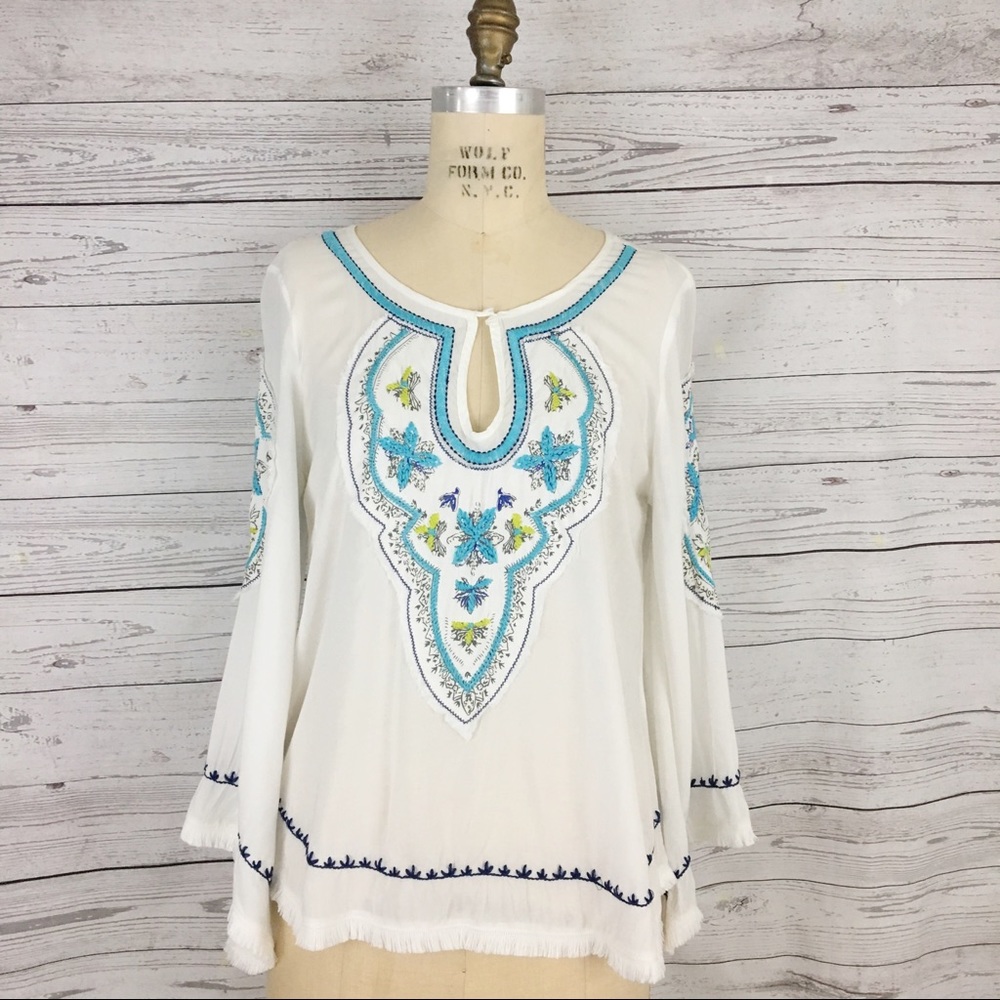 Yahada Embroidered flowy boho top